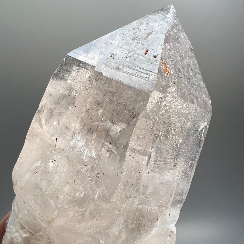 チベット　カイラス水晶　カイラスクォーツ　525g ヒマラヤ　サマーセール カイラス・クォーツ ヒマラヤ水晶 カテドラル チベット