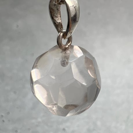 【ガネッシュヒマール産】天然ヒマラヤ水晶"手磨き加工"多面カットペンダントトップ/Ganesh Himal Himalayan Quartz Multicut Pendant Top