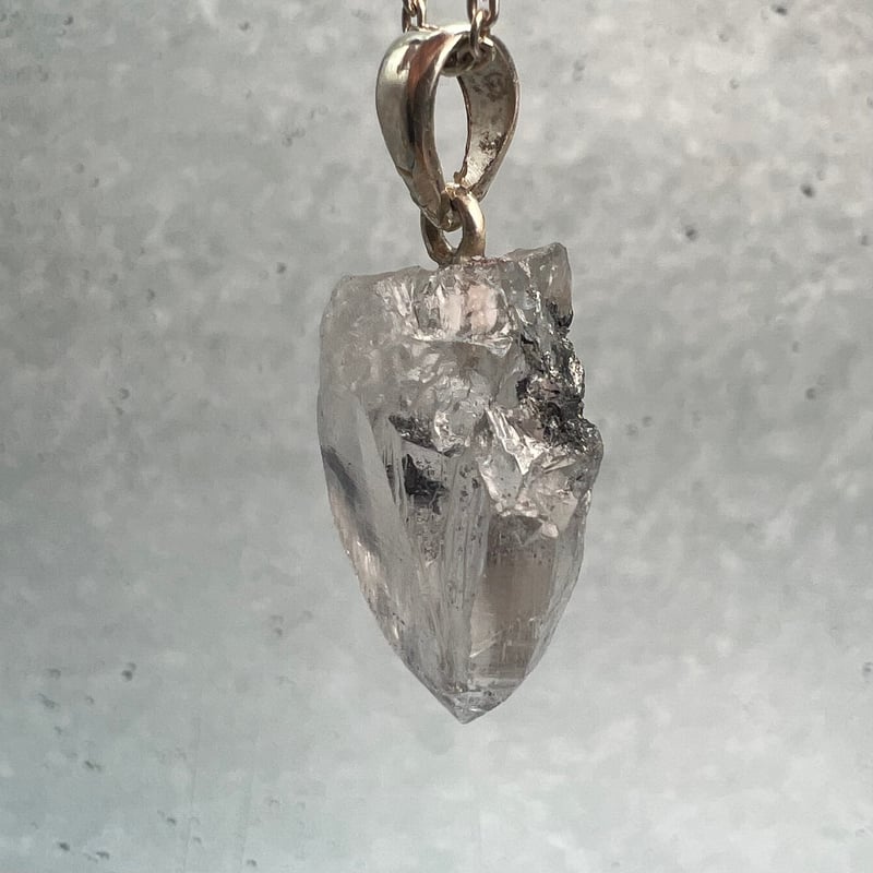 カイラス産】天然ヒマラヤ水晶バチカン付きペンダントトップ⑧/Kailash