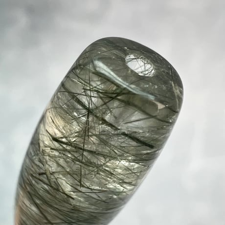 【ガネッシュヒマール産】アクチノライトイン天然ヒマラヤ水晶 樽型ビーズ③/Ganesh Himal Actinolite in Himalayan Quartz barrel beads