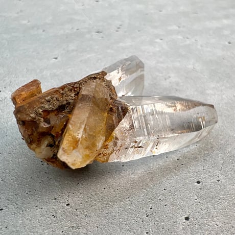【ガネッシュヒマール産】リモナイトイン天然ヒマラヤ水晶/Ganesh Himal Limonite Himalayan Quartz