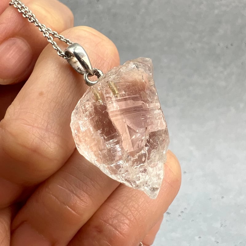 カイラス産】天然ヒマラヤ水晶バチカン付きペンダントトップ⑥/Kailash