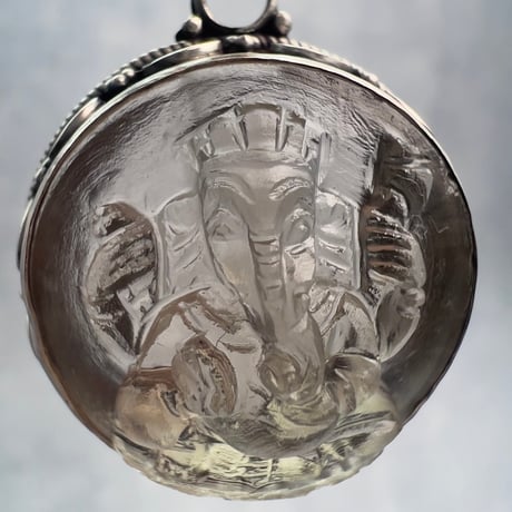 【ガウリシャンカール産】天然ヒマラヤスモーキークォーツ"ガネーシャ様"ペンダントトップ①/Gaurishankar Himalayan Smoky Quartz "Ganesha" pendant