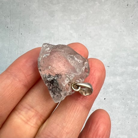 【カイラス産】天然ヒマラヤ水晶バチカン付きペンダントトップ④/Kailash Himalayan Quartz Pendant Top