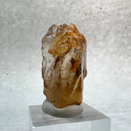 【ガネッシュヒマール産】バイオタイトイン天然ヒマラヤ水晶/Ganesh Himal Biotite in Himalayan Quartz