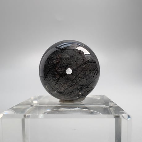 【ガネッシュヒマール産】14mm"手磨き加工"アクチノライトイン天然ヒマラヤ水晶ビーズ/Ganesh Himal Actinolite in Himalayan Quartz Round beads