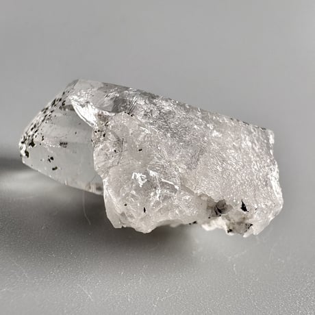 【ガネッシュヒマール産】クローライトイン天然ヒマラヤ水晶ミニポイント"BB" Ganesh Himal Chlorite in Himalayan Quartz Mini Point