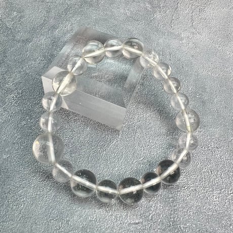 【ガネッシュヒマール産】"手磨き"天然ヒマラヤ水晶ブレスレット/Ganesh Himal Himalayan Quartz Bracelet