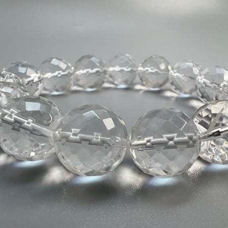 【ガネッシュヒマール産】"手磨き加工"マルチカット天然ヒマラヤ水晶ブレスレット/Ganesh Himal Himalayan Quartz Bracelet