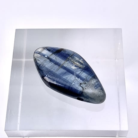ネパール産天然ヒマラヤカイヤナイト穴あきパーツ4️⃣/NEPAL﻿ Himalayan Kyanite﻿