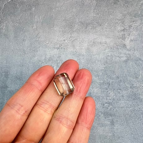 【ガウリシャンカール産】天然ヒマラヤスモーキークォーツ"手磨き加工"スクエアビーズ②/Gaurishankar Himalayan Smoky Quartz Square Beads