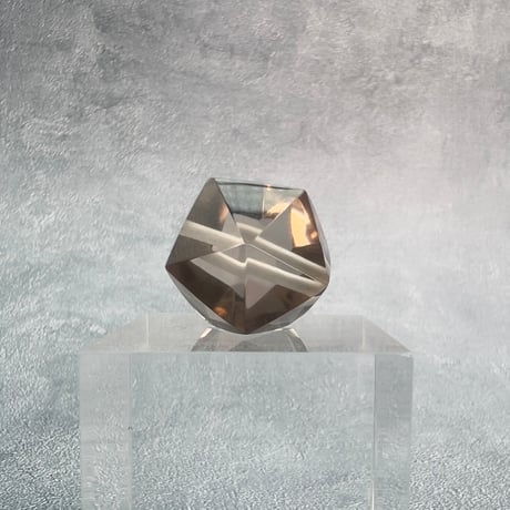 ガウリシャンカール産スモーキークォーツ | STORES