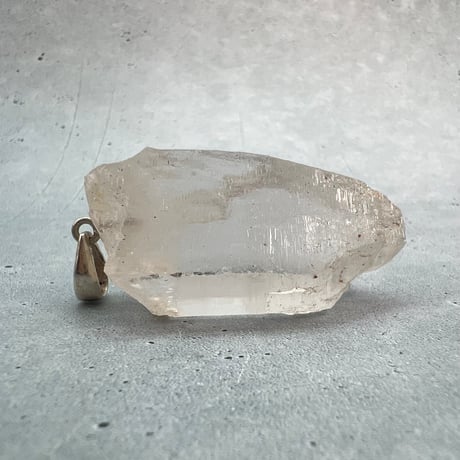 【カイラス産】天然ヒマラヤ水晶バチカン付きペンダントトップ②/Kailash Himalayan Quartz Pendant Top