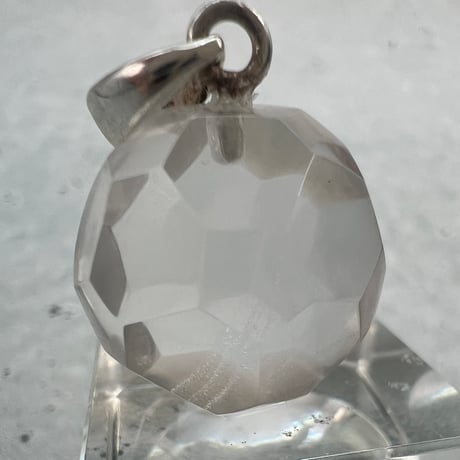 【ガネッシュヒマール産】天然ヒマラヤ水晶"手磨き加工"多面カットペンダントトップ/Ganesh Himal Himalayan Quartz Multicut Pendant Top