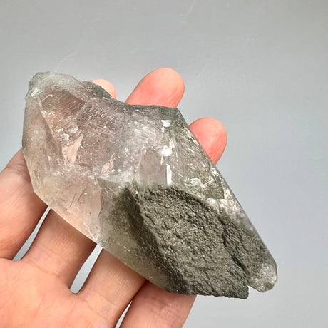 大特価【ガネッシュヒマール産】クローライトイン天然ヒマラヤ水晶❷/Ganesh Himal Chlorite in Himalayan Quartz