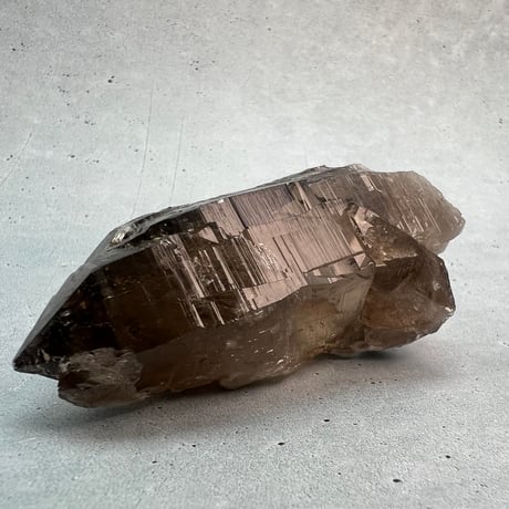 ガウリシャンカール産スモーキークォーツ　如意宝珠③ ガウリシャンカール産】天然ヒマラヤスモーキークォーツ