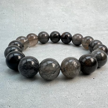 【ガネッシュヒマール産】アクチノライトイン天然ヒマラヤ水晶デザインブレスレット/Ganesh Himal Actinolite in Himalayan Quartz Design Bracelet