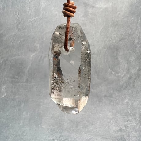 【ガネッシュヒマール産】天然ヒマラヤ水晶ペンダント(ポリッシュ面有)❹/GaneshHimal Natural Himalayan Quartz Pendant