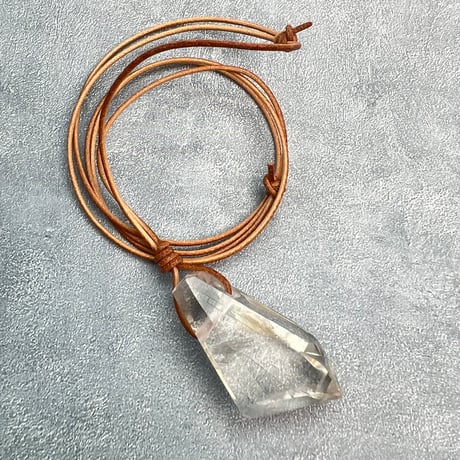 【ガネッシュヒマール産】天然ヒマラヤ水晶ペンダント(ポリッシュ面有)❶/GaneshHimal Natural Himalayan Quartz Pendant