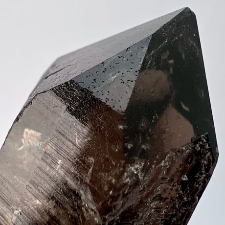 ガウリシャンカール産天然ヒマラヤスモーキークォーツポイント/GauriShankar Himalayan Smoky Quartz
