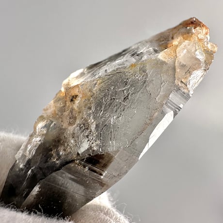 【ガネッシュヒマール産】クローライトイン天然ヒマラヤ水晶ミニポイント"YY"/Ganesh Himal Chlorite in Himalayan Quartz mini Point