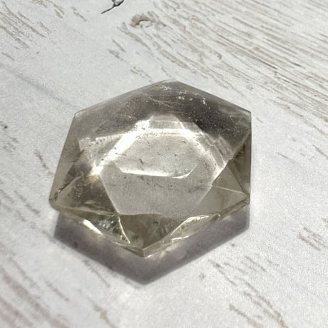 ガウリシャンカール産ヒ マラヤスモーキークォーツ"ヘキサゴン六芒星" ルース1️⃣/Gaurishankar Himarayan Smorky Quartz