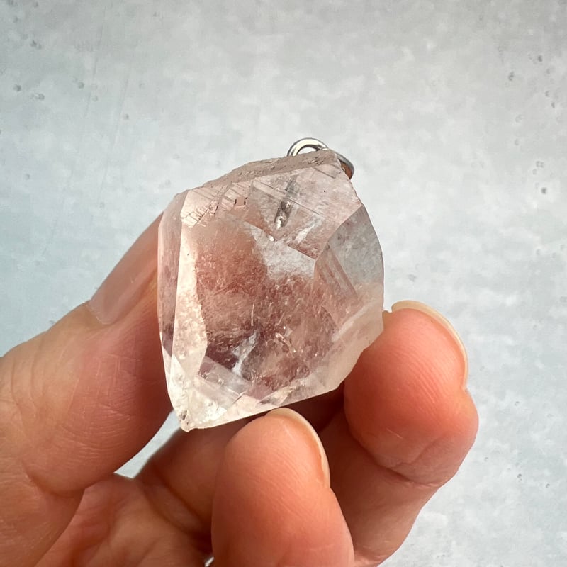 夢幻品質　ヒマラヤ幻の聖山　カイラス水晶のプレミアムミラーカットペンダントトップ 夢幻品質 ヒマラヤ幻の聖山 カイラス水晶のプレミアムミラー