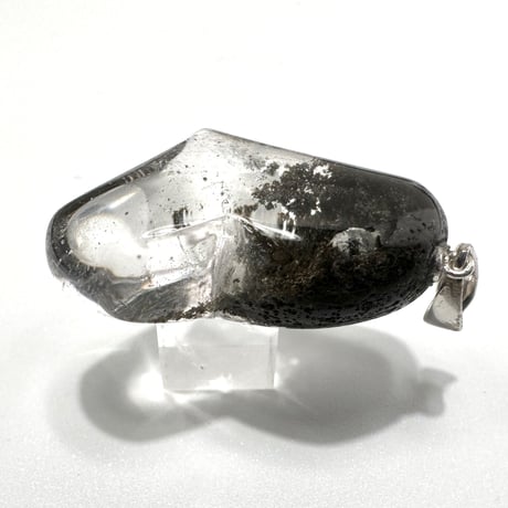 【ガネッシュヒマール産】クローライトイン天然ヒマラヤ水晶ハート型ペンダントトップ/GaneshHimal Chlorite in Himalayan Quartz Heart Pendant Top