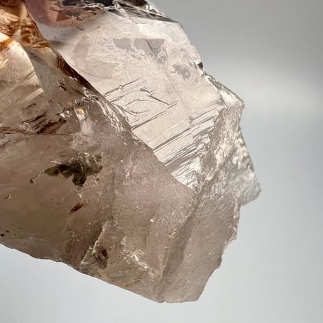 【ガネッシュヒマール産】バイオタイトイン天然ヒマラヤ水晶/Ganesh Himal Himalayan Quartz