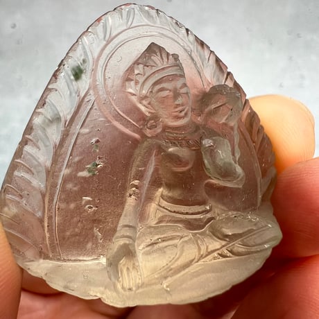 【ガウリシャンカール産】天然ヒマラヤレモンスモーキークォーツ "ホワイトターラ"仏像/Gaurishankar Himalayan Lemon Smoky "Green Tara"Statue