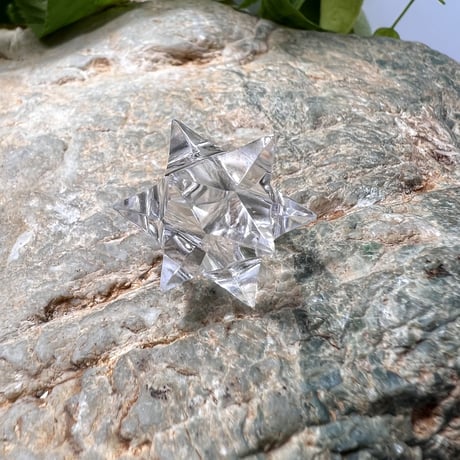 【ガネッシュヒマール産】天然ヒマラヤ水晶"アステロイド"/Ganesh Himal Himalayan Quartz "Asteroid""Super Markaba Star"