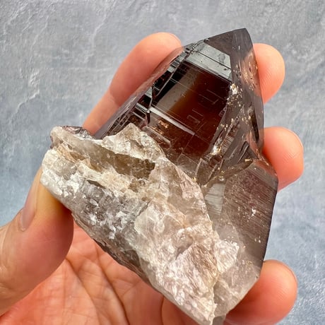 【ガウリシャンカール産】天然ヒマラヤスモーキークォーツ/GauriShankar Himalayan Smoky Quartz