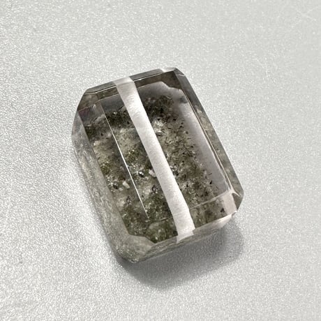 クローライト入りガネッシュヒマール産水晶 | STORES