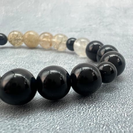 【デザインブレスレット】ガネッシュヒマール産天然ヒマラヤ水晶×チベット産モリオン/Ganesh Himal×Tibetan Morion Design Bracelet