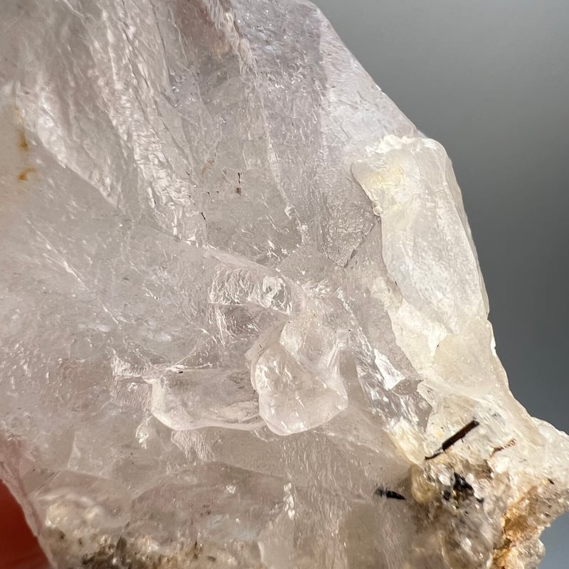 チベット　カイラス水晶　カイラスクォーツ　525g ヒマラヤ　サマーセール カイラス・クォーツ ヒマラヤ水晶 カテドラル チベット