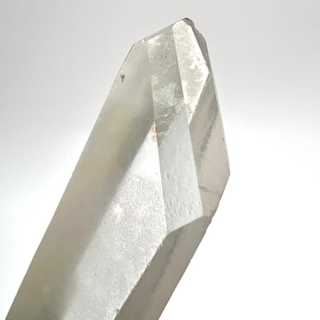 マダガスカル産クローライトインクォーツ/Madagascar Chlorite in Quartz