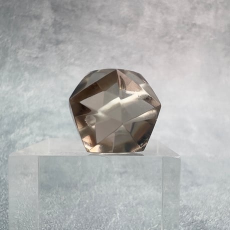 【ガウリシャンカール産】天然ヒマラヤスモーキークォーツ"手磨き加工"イコサヘドロン"ビーズ/GauriShankar Smoky Quartz "Icosahedron"Beads