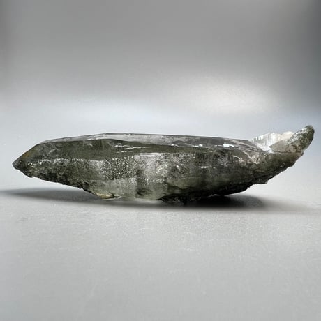 【ガネッシュヒマール産】クローライトイン天然ヒマラヤ水晶/Ganesh Himal Chlorite in Himalayan Quartz