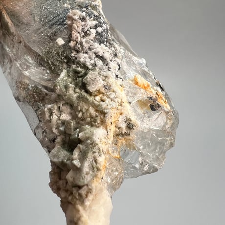 大特価【ガネッシュヒマール産】クローライトイン天然ヒマラヤ水晶/Ganesh Himal Chlorite in Himalayan Quartz