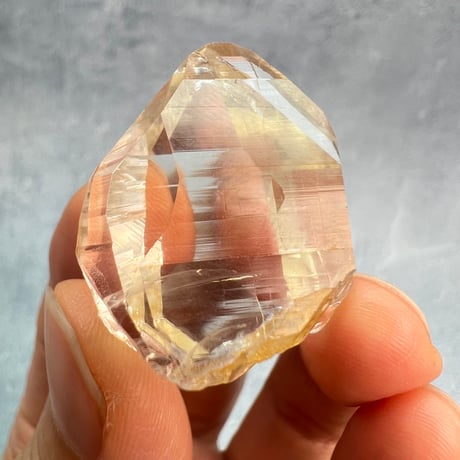 ハイクオリティ【ガネッシュヒマール産】天然ヒマラヤ水晶/Ganesh Himal Himalayan Quartz