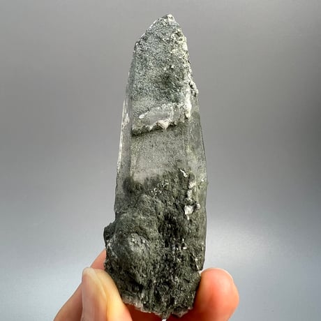 【ガネッシュヒマール産】クローライトイン天然ヒマラヤ水晶/Ganesh Himal Chlorite in Himalayan Quartz