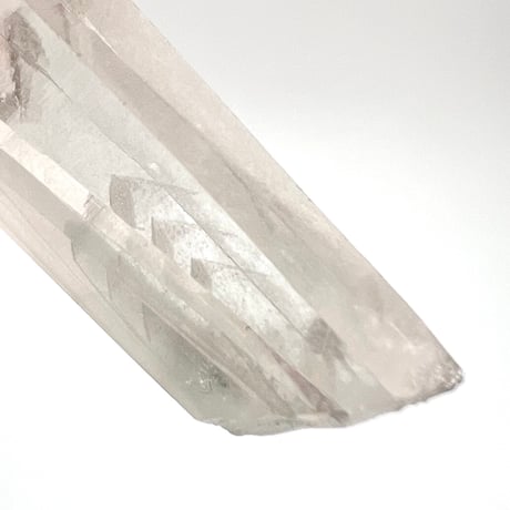 マダガスカル産クローライトインクォーツ/Madagascar Chlorite in Quartz