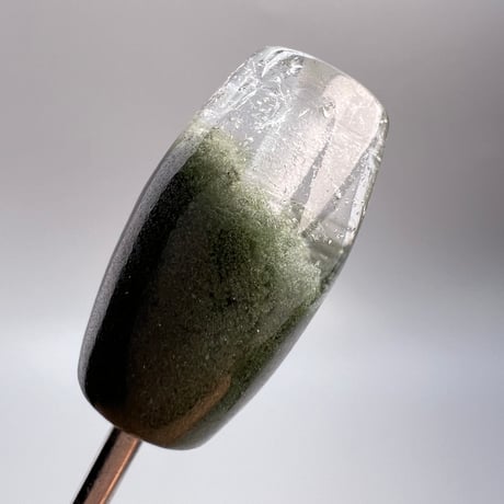 【ガネッシュヒマール産】クローライトイン天然ヒマラヤ水晶 樽型ビーズ/Ganesh Himal Chlorite in Himalayan Quartz barrel beads