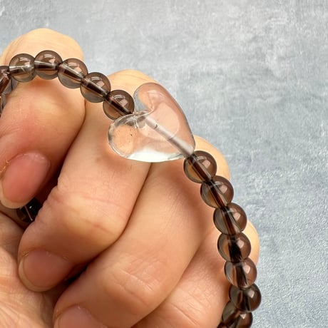 【ガウリシャンカール産】天然ヒマラヤスモーキークォーツ"ハート"デザインブレスレット/GauriShankar Himalayan Smoky Quartz "Heart"Bracelet