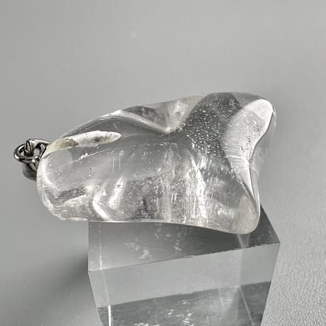 【ガネッシュヒマール産】天然ヒマラヤ水晶ハート型ペンダントトップ⑤ GaneshHimal Himalayan Quartz Heart Pendant Top