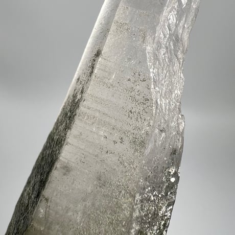 大特価【ガネッシュヒマール産】クローライトイン天然ヒマラヤ水晶/Ganesh Himal Chlorite in Himalayan Quartz