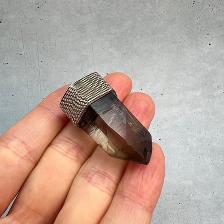 【ガウリシャンカール産】天然ヒマラヤスモーキークォーツ シルバー925ペンダントトップ/GauriShankar Himalayan Smoky Quartz S/V925Pendant Top