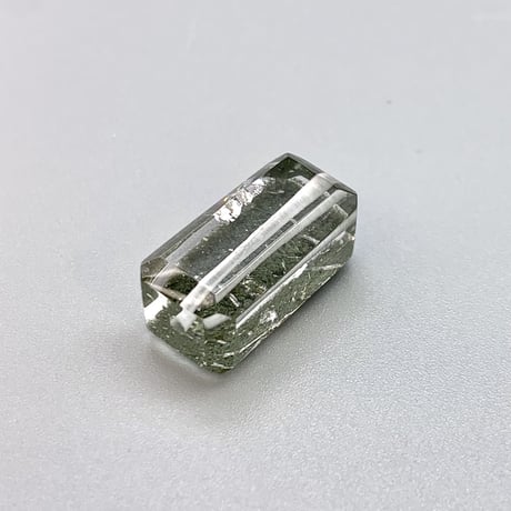 Mt.Fuji浄化🗻 【ガネッシュヒマール産】クローライトインヒマラヤ水晶"手磨き加工"スクエアビーズ2P1⃣/Ganesh Himal Chlorite  in Himalayan Quartz