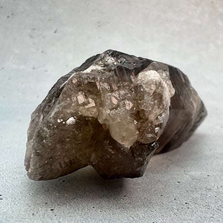 【ガウリシャンカール産】天然ヒマラヤスモーキークォーツ③ /GauriShankar Himalayan Smoky Quartz