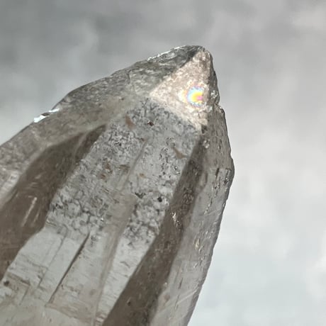 【カイラス産】天然ヒマラヤ水晶革紐付きペンダント/Kailash Himalayan Quartz Pendant